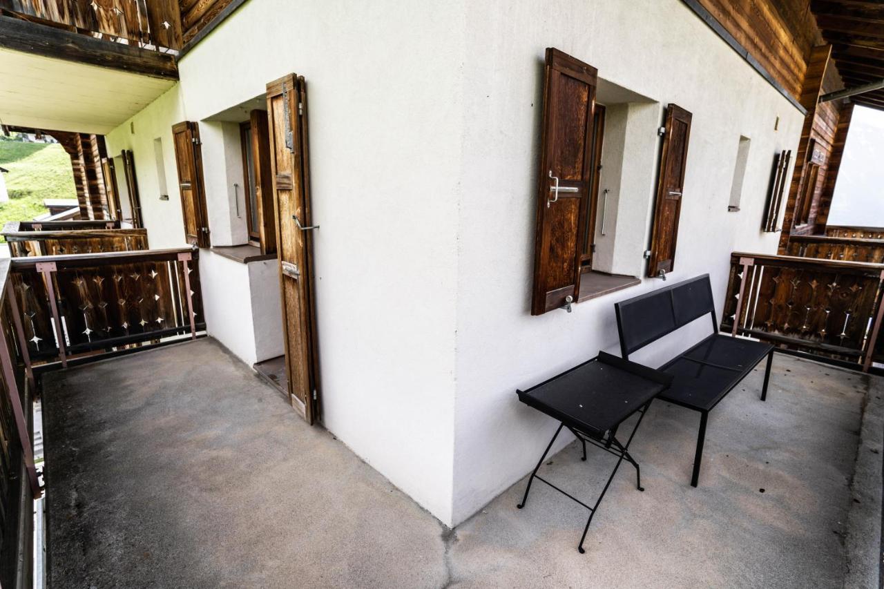Haus Sportina Lägenhet Riederalp Exteriör bild